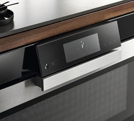 Духовой шкаф Miele H 7890 BP EDST CLST