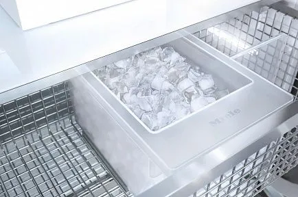Встраиваемый морозильник Miele F 2413 Vi MasterCool